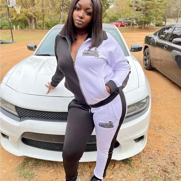 Money Madness Tracksuit - Picture 6 of 8